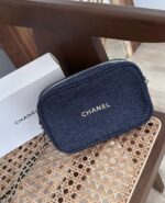 Chanel vip bag ( navy ) - Image 3
