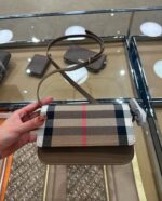 Burberry madison bag - Image 2