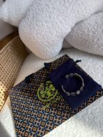 TORY BURCH  bangle (frozen logo cuff) - Image 2