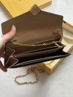 Fendi wallet on chain - Image 3