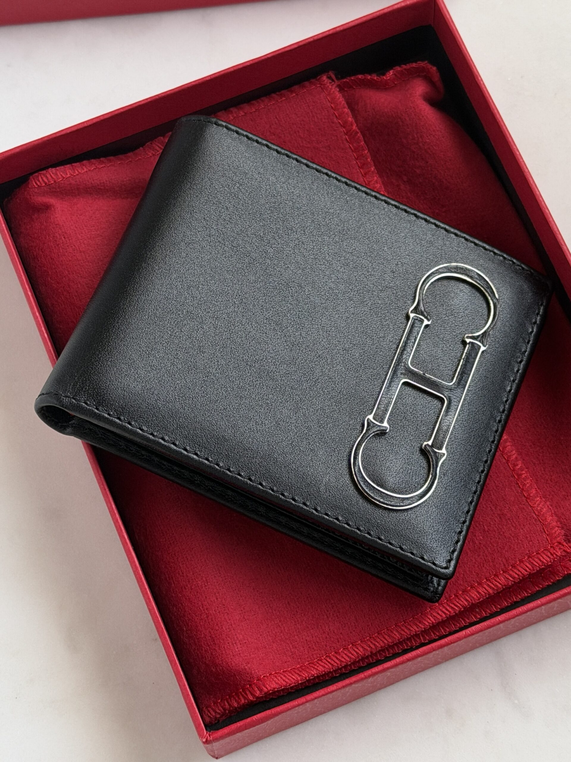 img_1720-2 CH wallet for men - Image 1